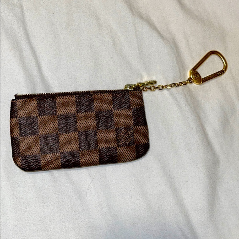 Louis Vuitton mini pochette accessory!